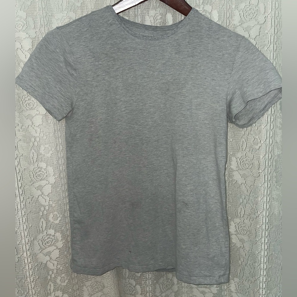 Grey Basic T shirt
